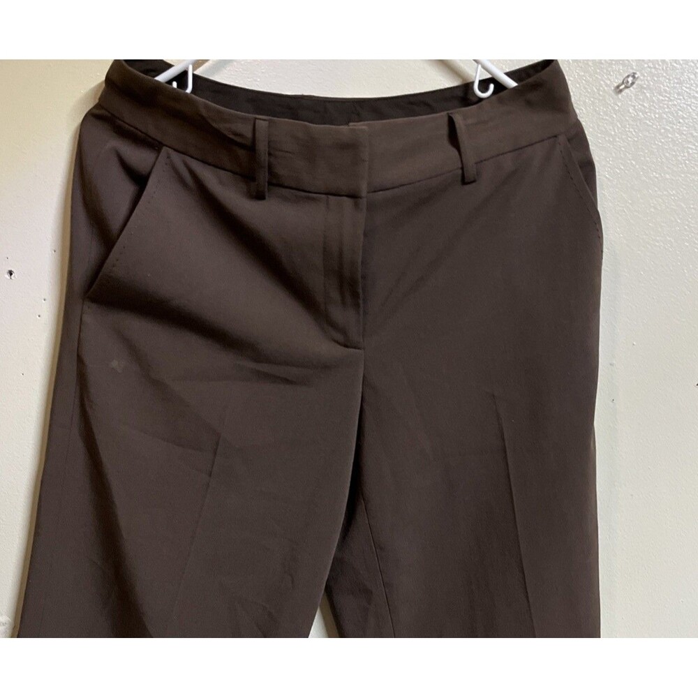 Madison Studio Womens Walking shorts size 4 Bown Knee Length Shorts